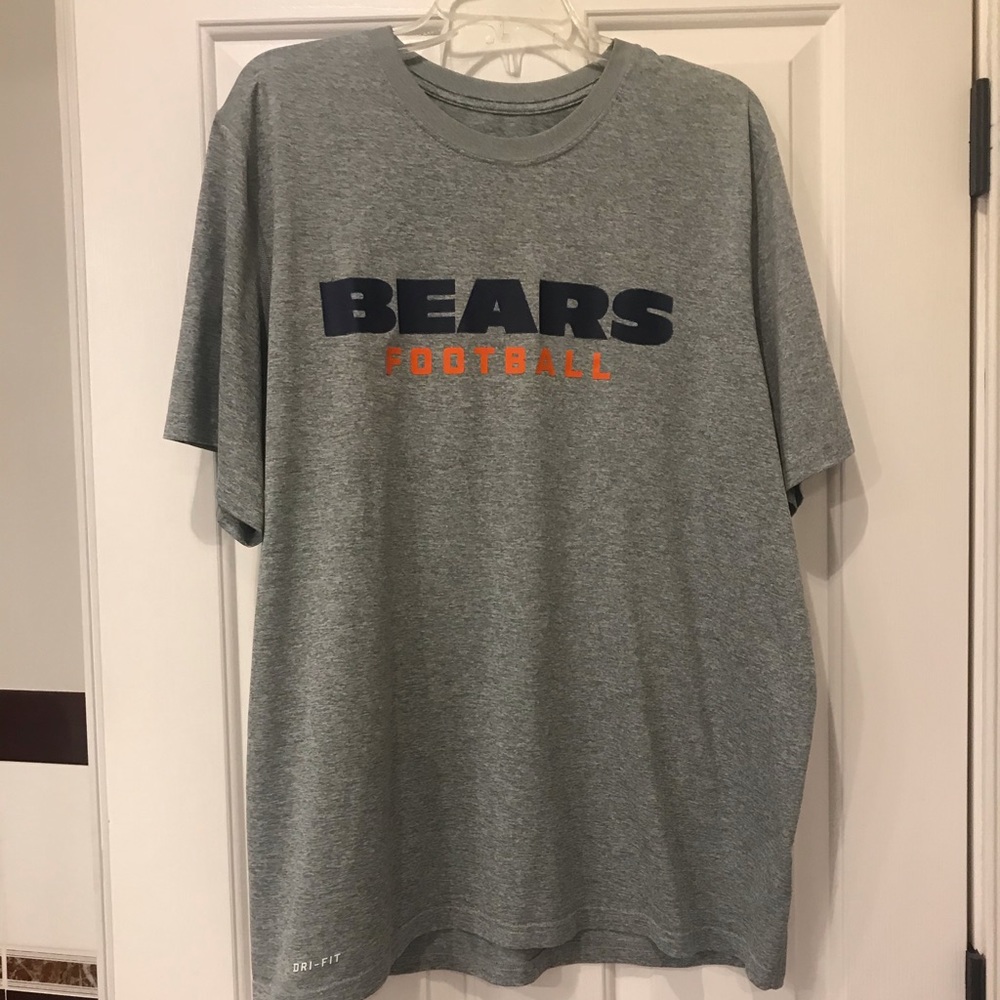 Nike dri fit Bears t-shirt